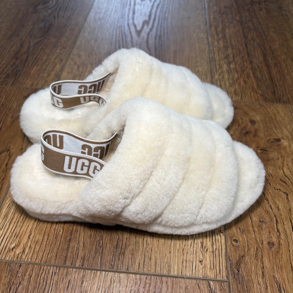 UGG Fluff Yeah Slide Natural White Sheepskin Elastic Strap Slippers Cozy Sz 6